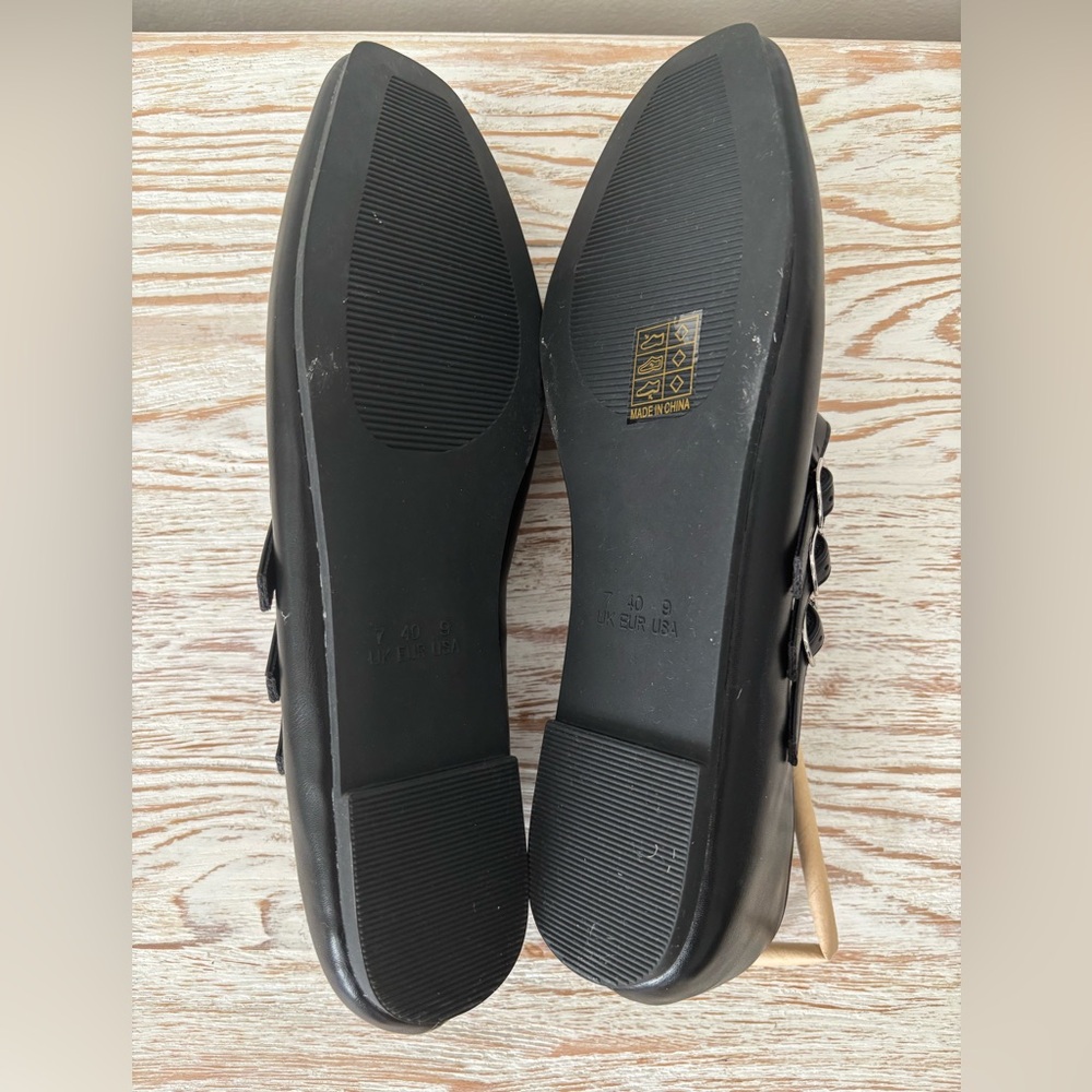 Boohoo Black Triple Strap Flats - Picture 6 of 6